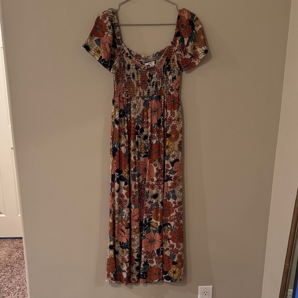 NWOT O'Neill Floral Maxi Dress